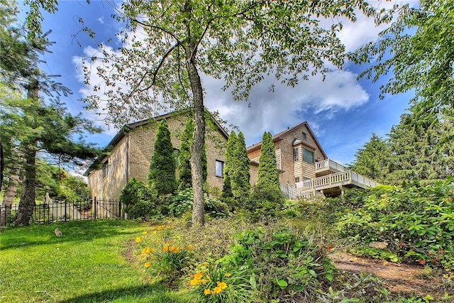 410 Lorenzo Ln, Hempfield Twp, PA 15642 - view of property exterior