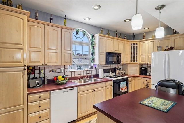 315 Fingal Mt, Washington, PA 15211 - photo 17