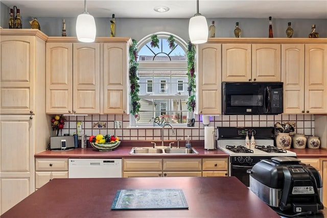 315 Fingal Mt, Washington, PA 15211 - photo 21