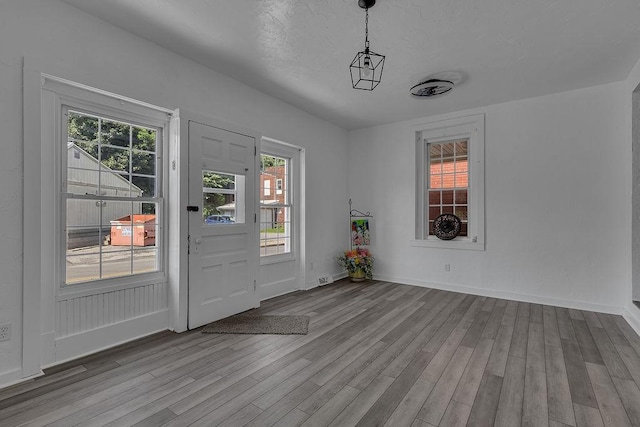 1104 Allegheny St, New Brighton, PA 15066 - entrance foyer featuring wood finished floors and baseboards
