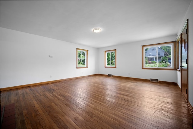 389 Mercer Rd, Hempfield Twp Mer, PA 16125 - spare room featuring hardwood / wood-style floors