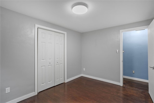 1809 Rosedale St, Verona, PA 15147 - unfurnished bedroom featuring wood finished floors and a closet
