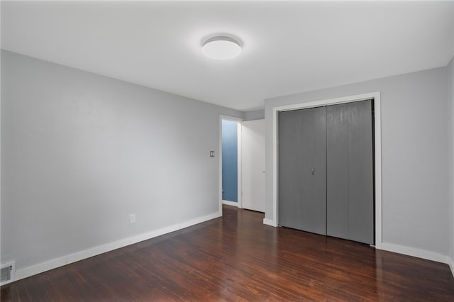 1809 Rosedale St, Verona, PA 15147 - unfurnished bedroom with wood finished floors and a closet
