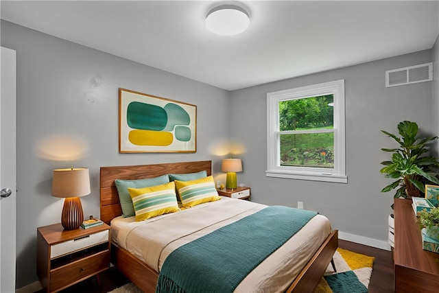 1809 Rosedale St, Verona, PA 15147 - bedroom with baseboards and wood finished floors