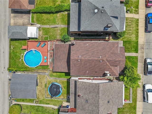 811 Bayridge Ave, Brookline, PA 15226 - drone / aerial view of a pool