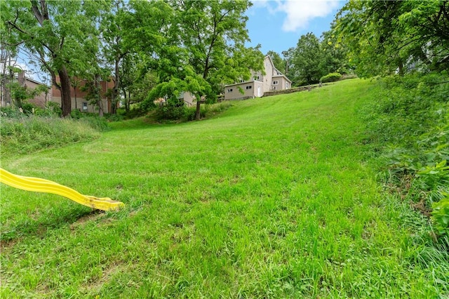 340 Pointview Rd, Brentwood, PA 15227 - photo 32