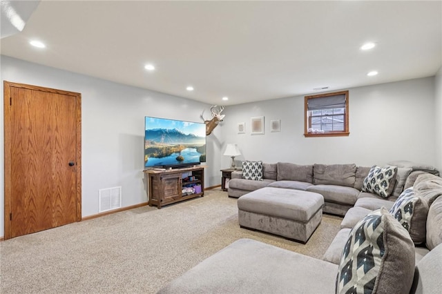 328 Chestnut Dr, Center Twp, PA 16001 - living room with recessed lighting and light carpet