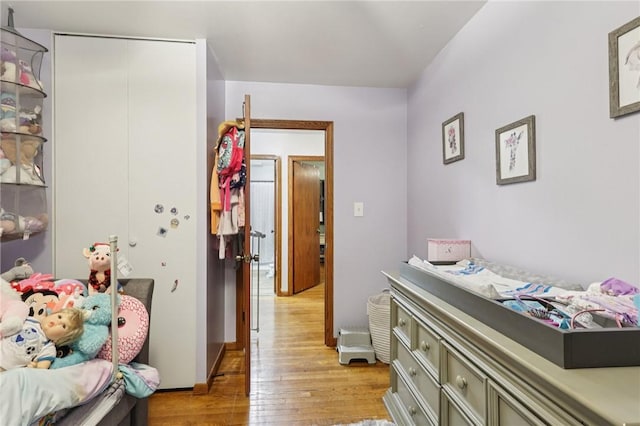 328 Chestnut Dr, Center Twp, PA 16001 - bedroom featuring light wood finished floors and a closet
