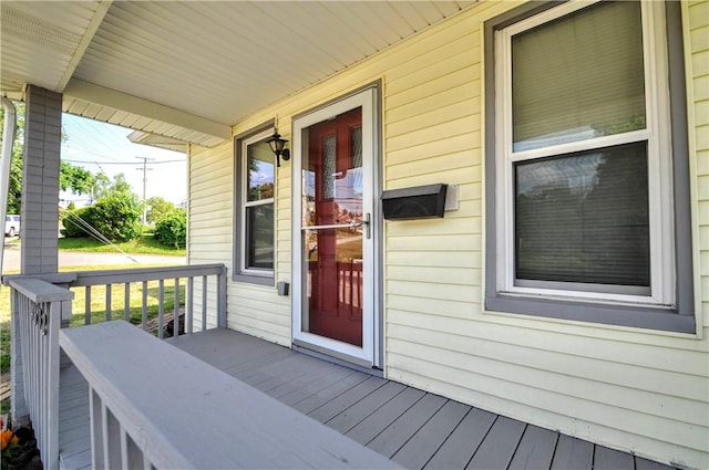 4632 Greensprings Ave, West Mifflin, PA 15122 - view of wooden porch