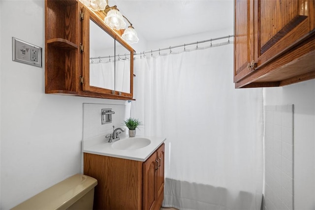 2812 Ridge Road Ext, Economy, PA 15005 - bathroom featuring vanity and toilet