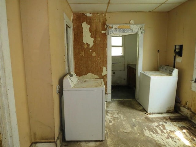 546 Ridge Ave, New Kensington, PA 15068 - laundry room with washer and dryer