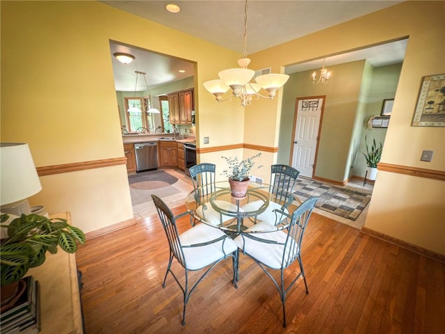 121 Covington Dr, Center Twp, PA 16001 - dining area featuring light wood-style floors, a chandelier, and recessed lighting