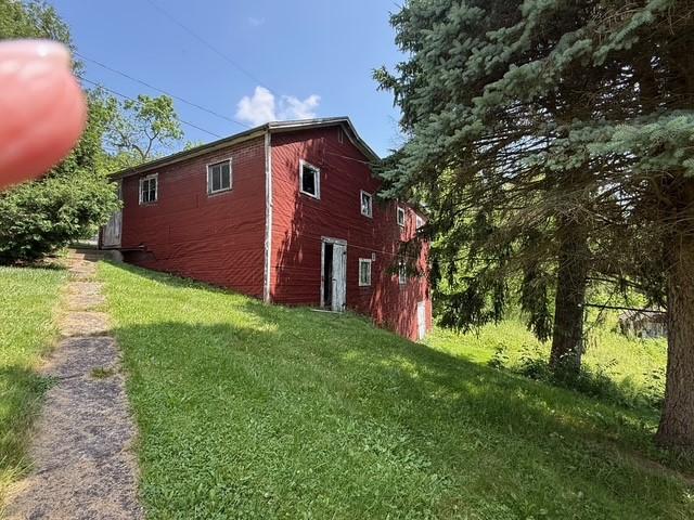 671 Listie Rd, Somerset Twp, PA 15549 - photo 7