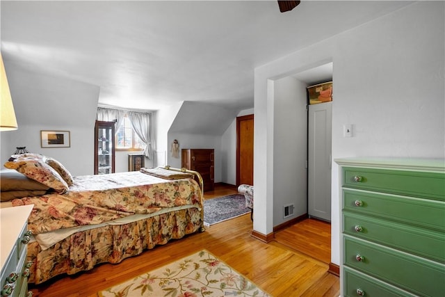6826 Church Ave, Ben Avon, PA 15202 - bedroom with light wood finished floors and a ceiling fan