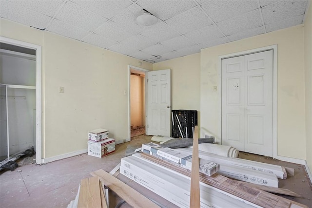 517 Augusta St, Mt Washington, PA 15211 - bedroom featuring a closet and baseboards
