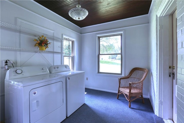 267 Blackhawk Rd, Chippewa Twp, PA 15010 - laundry room featuring separate washer and dryer and carpet floors