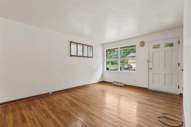 809 Sleepy Hollow Rd, Castle Shannon, PA 15234 - foyer entrance featuring light wood-style floors and baseboards