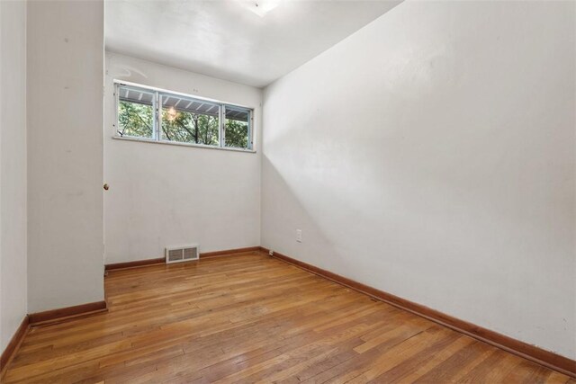 809 Sleepy Hollow Rd, Castle Shannon, PA 15234 - unfurnished room featuring wood-type flooring and baseboards