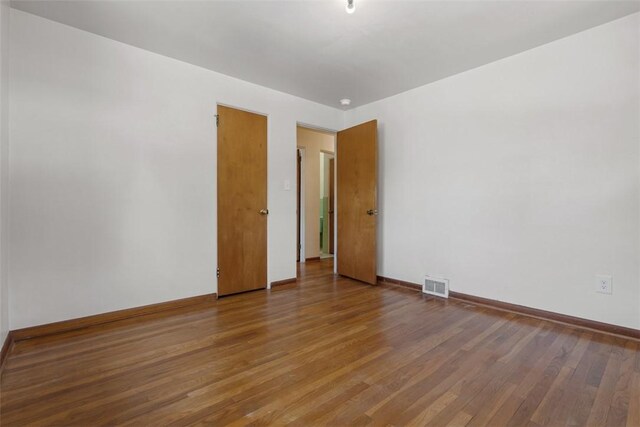 809 Sleepy Hollow Rd, Castle Shannon, PA 15234 - unfurnished room featuring wood finished floors and baseboards