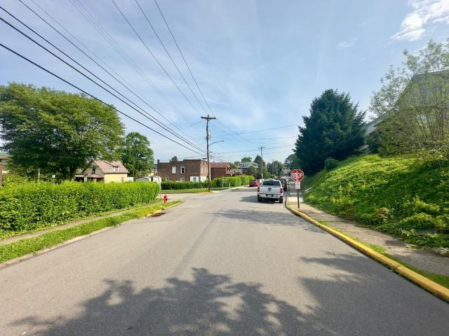 1818 Beaver Rd, Ambridge, PA 15003 - photo 2