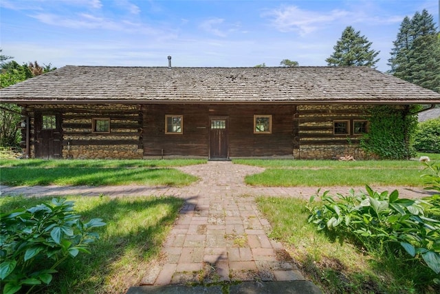 904-906 Blackburn Rd, Sewickley Heights, PA 15143 - log cabin featuring log siding