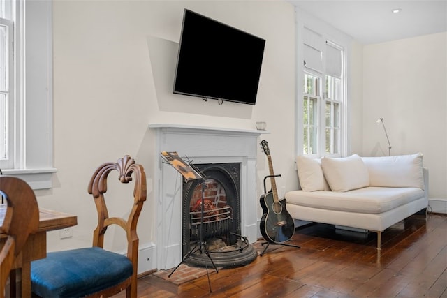 904-906 Blackburn Rd, Sewickley Heights, PA 15143 - living room with wood-type flooring, recessed lighting, and a fireplace