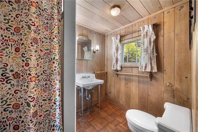 904-906 Blackburn Rd, Sewickley Heights, PA 15143 - full bath featuring wooden walls and wood ceiling