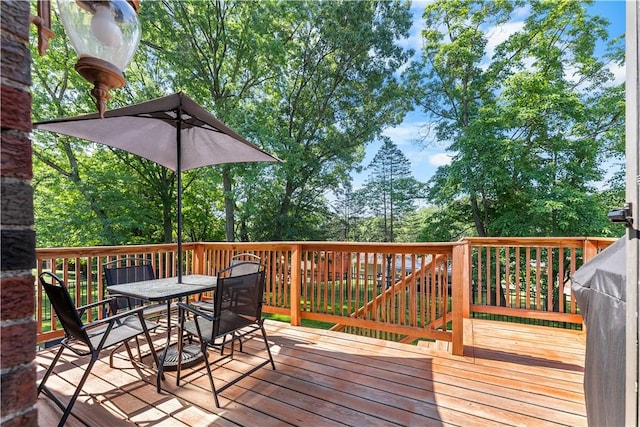 202 Lytton Rd, Moon/Crescent Twp, PA 15108 - wooden terrace featuring outdoor dining space