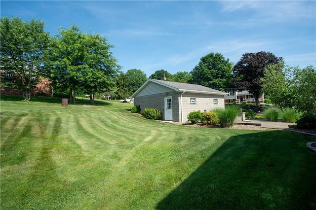 101 Lynne Dr, Big Beaver, PA 15010 - view of grassy yard