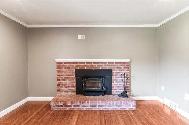 detailed view of wood finished floors and ornamental molding