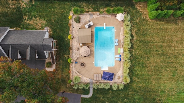 391 Browns Hill Rd, Middlesex Twp, PA 16059 - bird's eye view of a pool area
