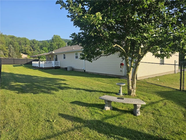 304 Bennington Rd, North Union Twp, PA 15445 - view of yard with a deck