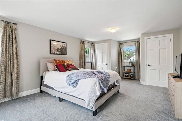 590 Kenilworth Dr, Mt Lebanon, PA 15228 - carpeted bedroom featuring baseboards