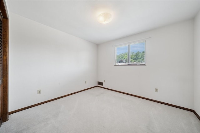 318 E Edgewood Ave, Trafford, PA 15085 - spare room featuring light carpet