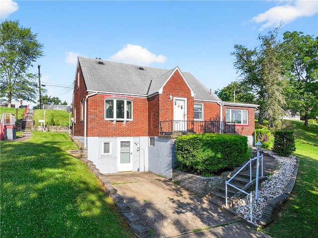 5812 Interboro Ave, West Mifflin, PA 15207 - photo 1
