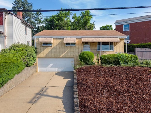 400 Ariston Ave, Overbrook, PA 15210 - photo 1