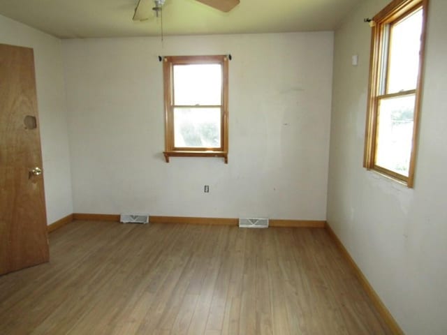 255 Duncan Ave, City Of Washington, PA 15301 - unfurnished room with light wood-style floors and ceiling fan