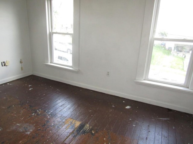 255 Duncan Ave, City Of Washington, PA 15301 - empty room with wood-type flooring