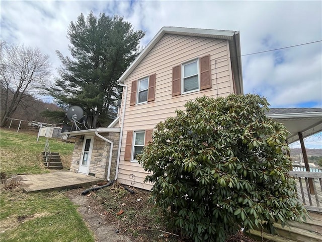120 Upper Clinton St, Canoe/Banks Twps, PA 15772 - view of side of property