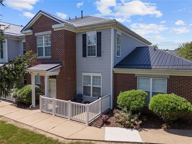 1005 Sonie Dr, Ohio Twp, PA 15143