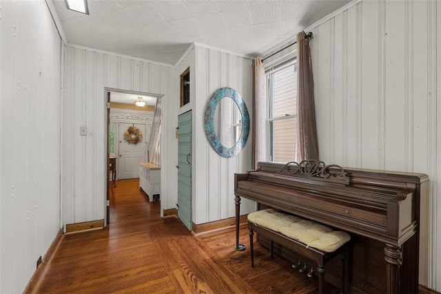 310 Columbia Ave, West View, PA 15229 - hall featuring wood finished floors and crown molding