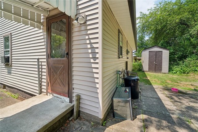 339 Foster Rd N, Versailles, PA 15137 - doorway to property