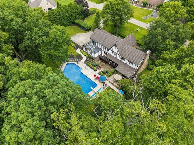 633 Westminster Rd, Hermitage, PA 16148 - view of subject property featuring a pool