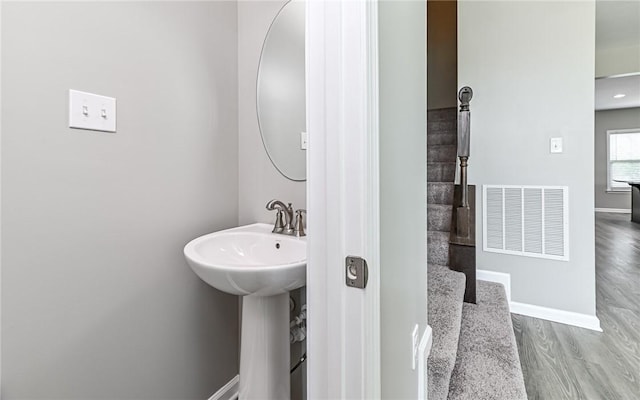 400 Fairmont Dr, Marshall, PA 15090 - bathroom featuring baseboards and wood finished floors
