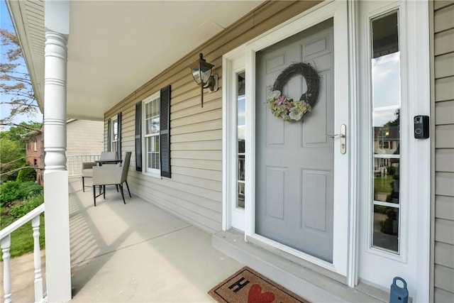 708 Reiser Ct, Cranberry Twp, PA 16066 - property entrance with covered porch