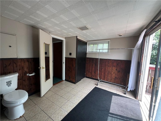 2220 Cronemeyer St, Mckeesport, PA 15132 - view of unfurnished sunroom