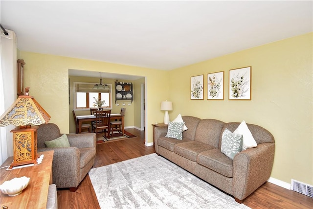 1024 Beechland St, Lincoln Place, PA 15207 - photo 8