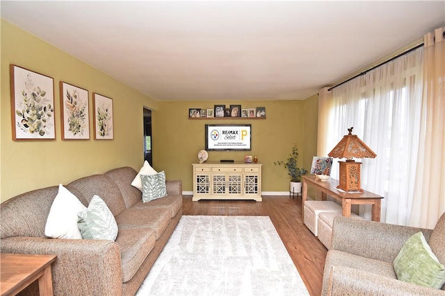 1024 Beechland St, Lincoln Place, PA 15207 - photo 7