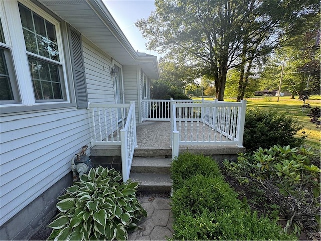 5329 Tamarack Dr, Sharpsville, PA 16150 - photo 3