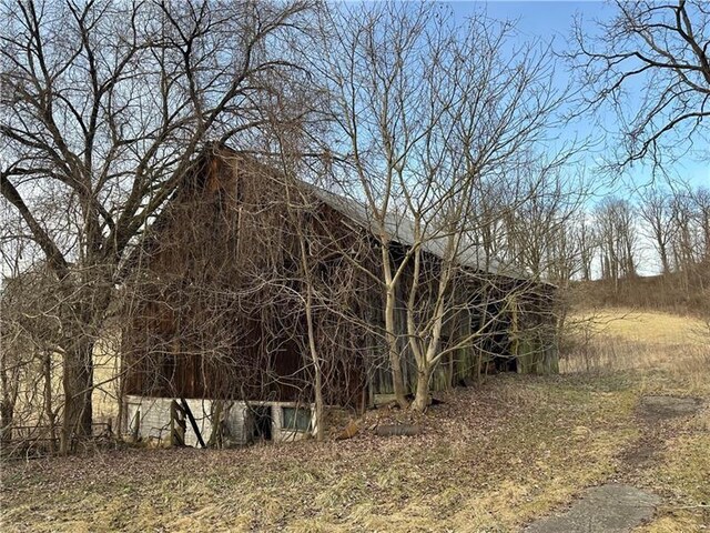 286 Dally Rd, Long Branch Boro, PA 15423 - photo 16